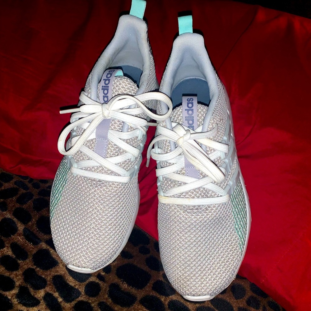 Adidas showed size 5